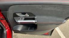 Mercedes-Benz GLB 200 AMG Line Premium 5dr 7G-Tronic Petrol Estate